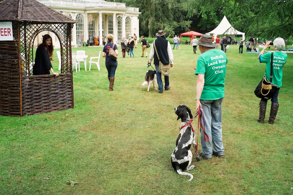 Land Rover owners near the flower show