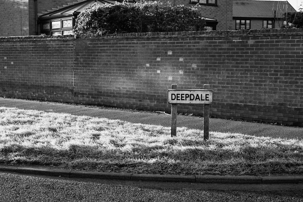 Deepdale street sign