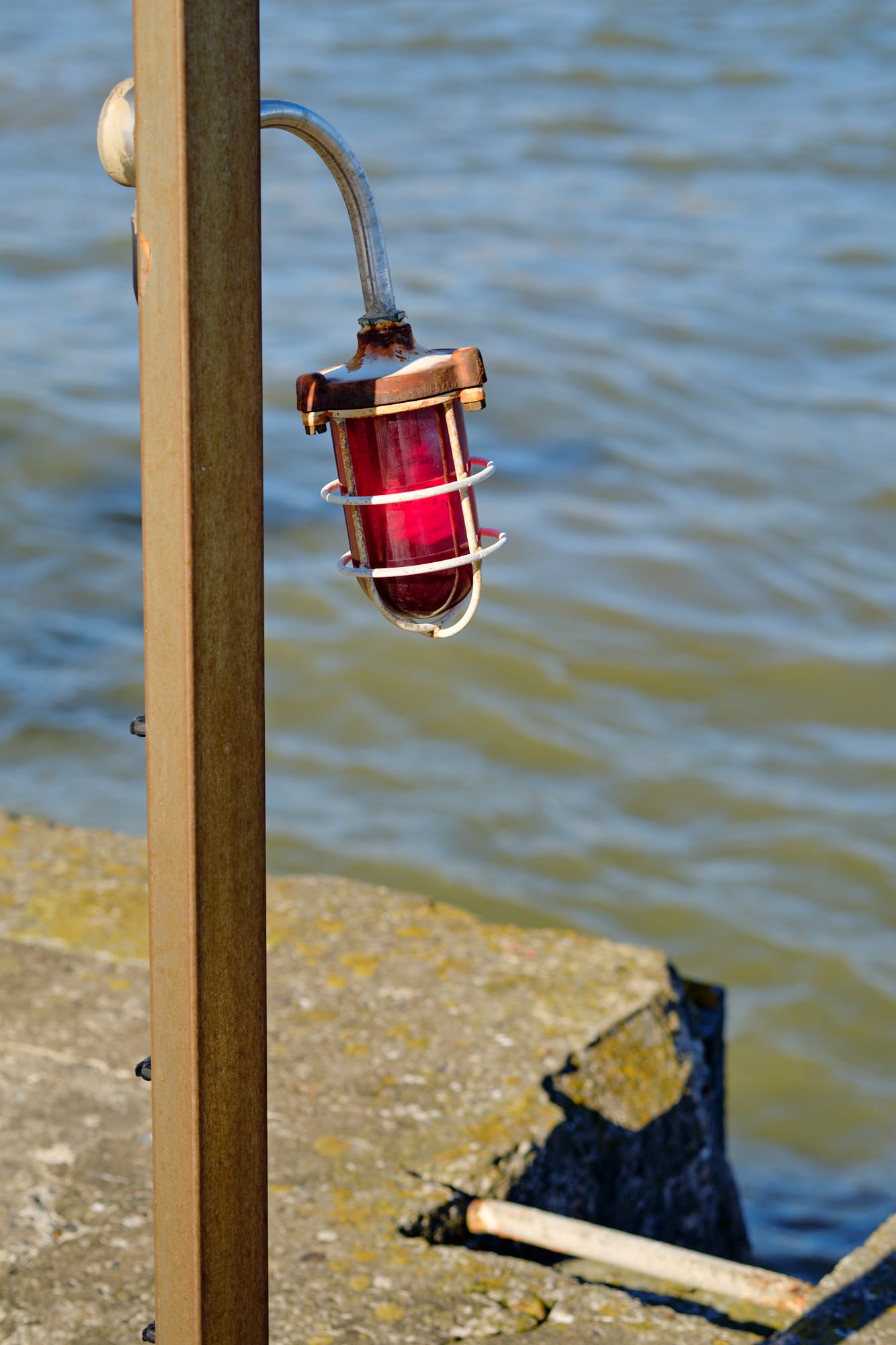 red lamp