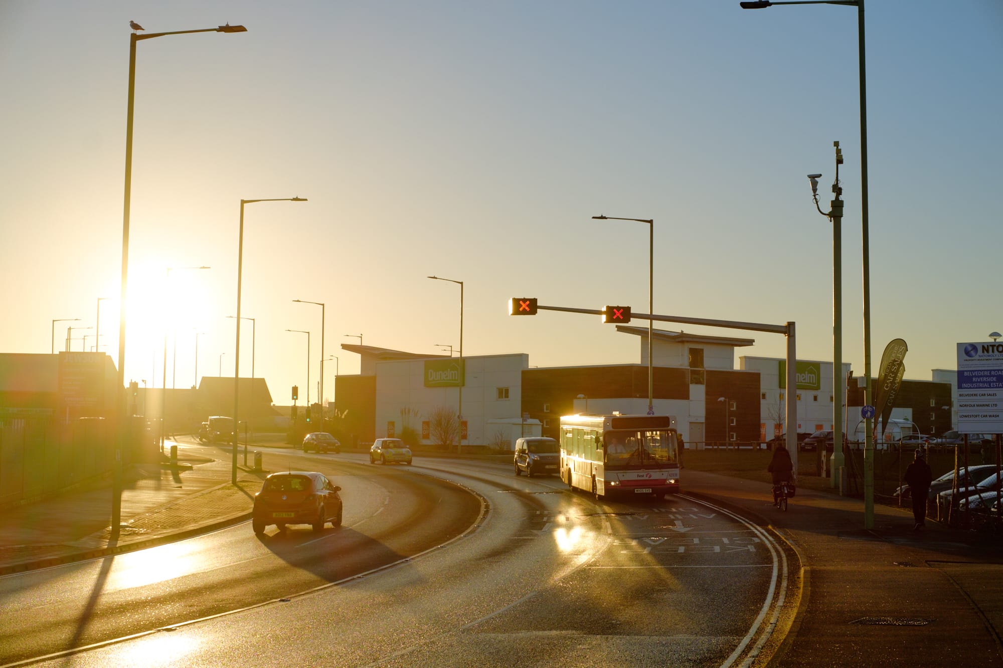 facing the sun along Belvedere Road