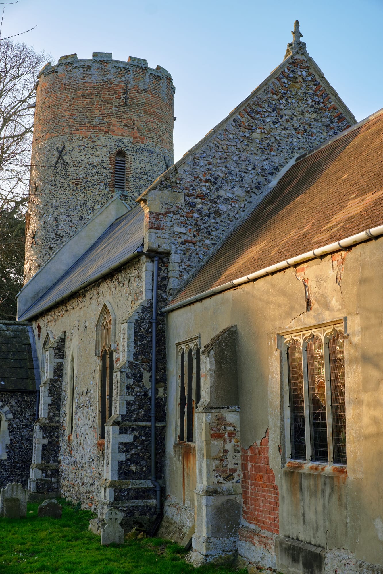 Burgh Castle church building