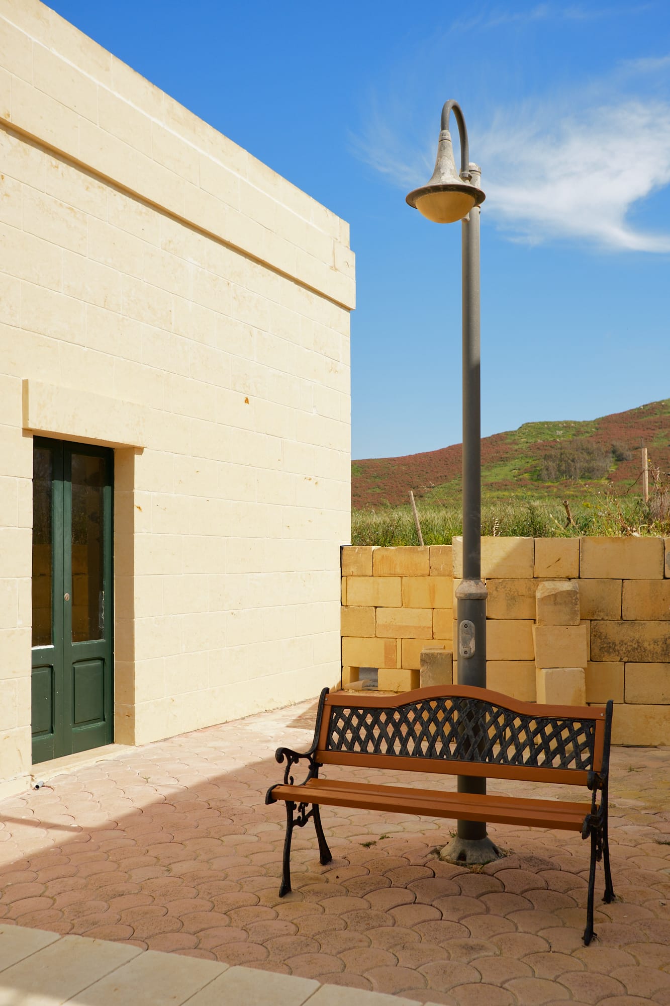 bench and lamp at the crafts village