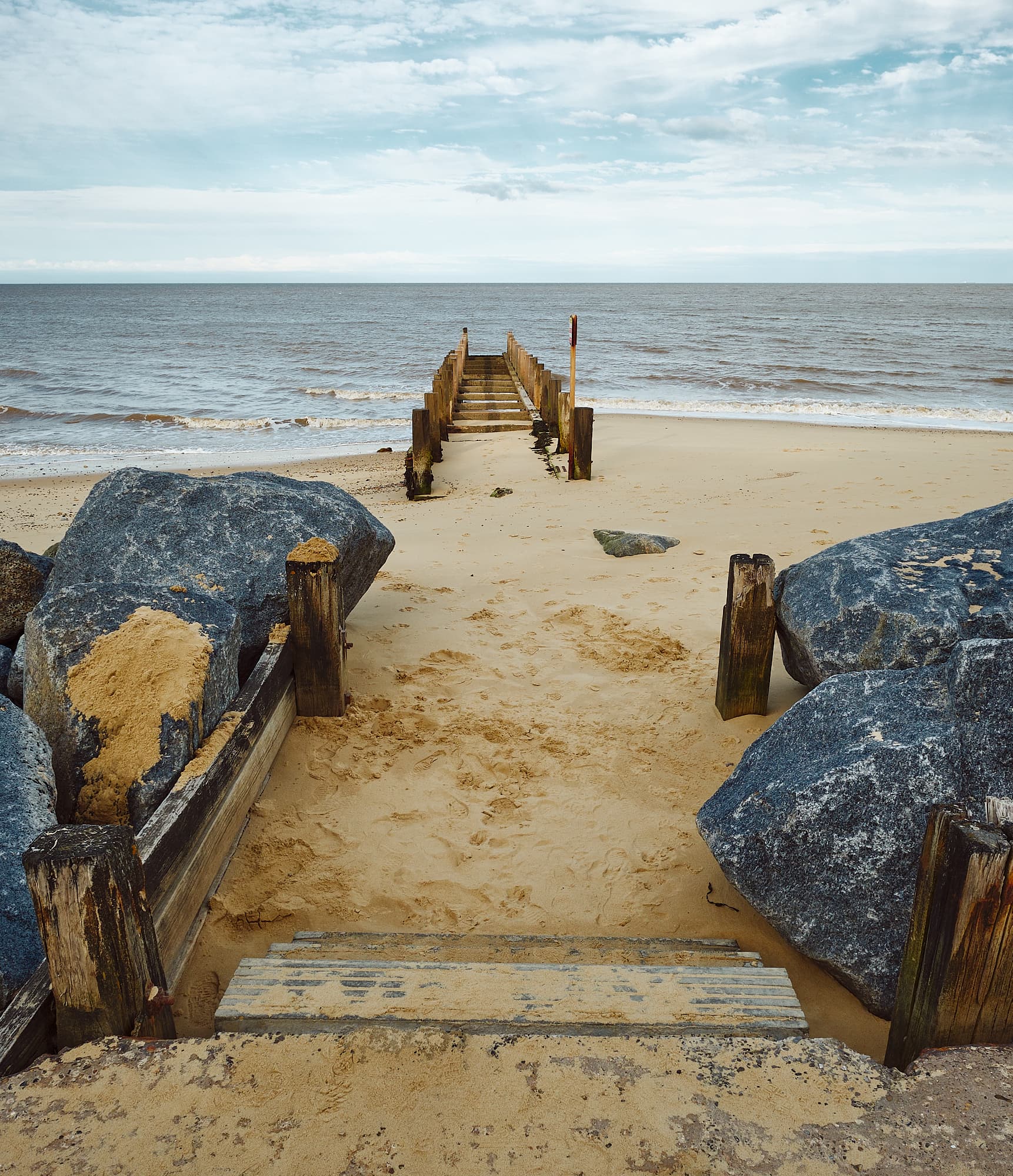 Hopton beach groyne and rocks