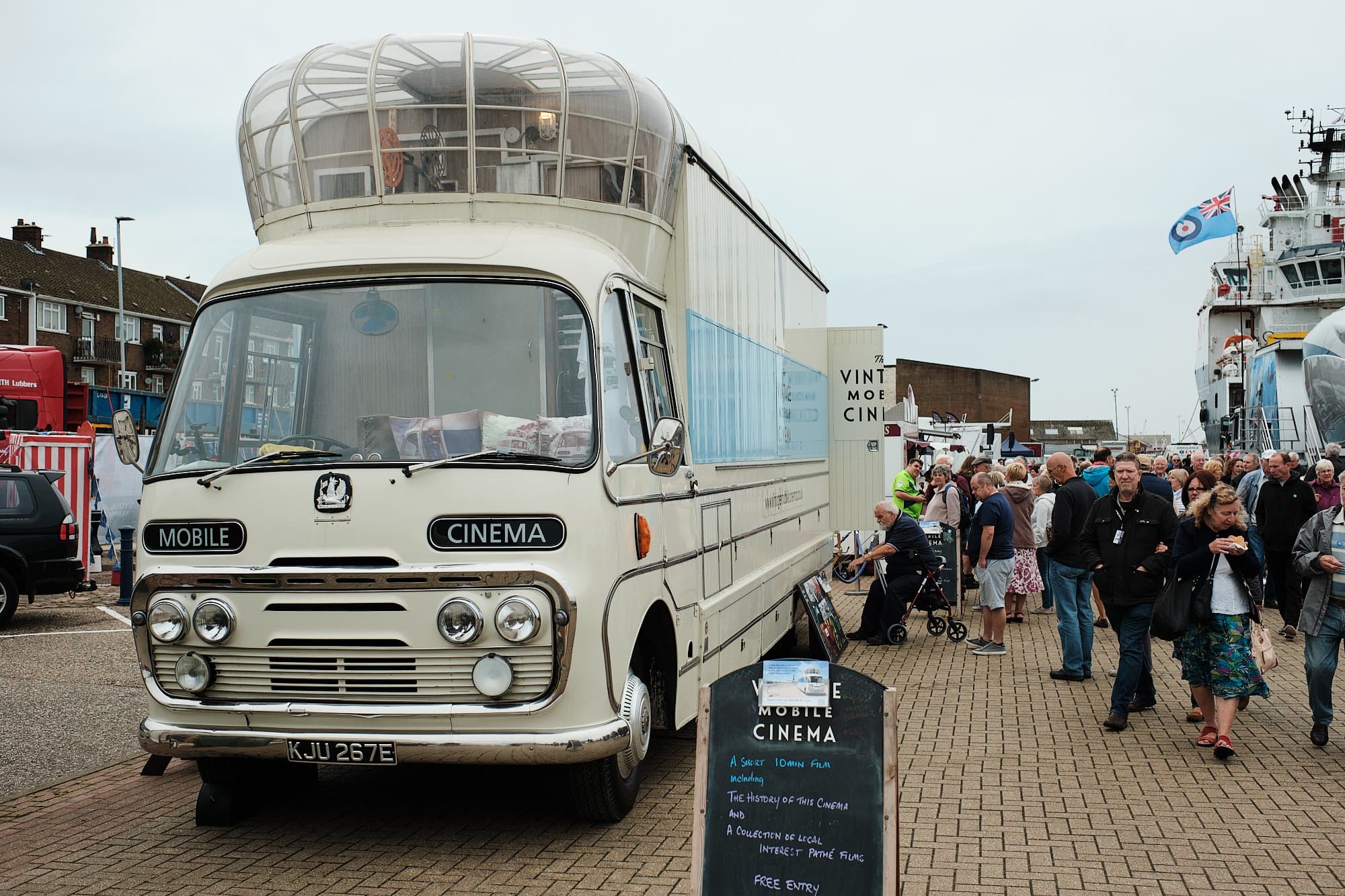 mobile cinema