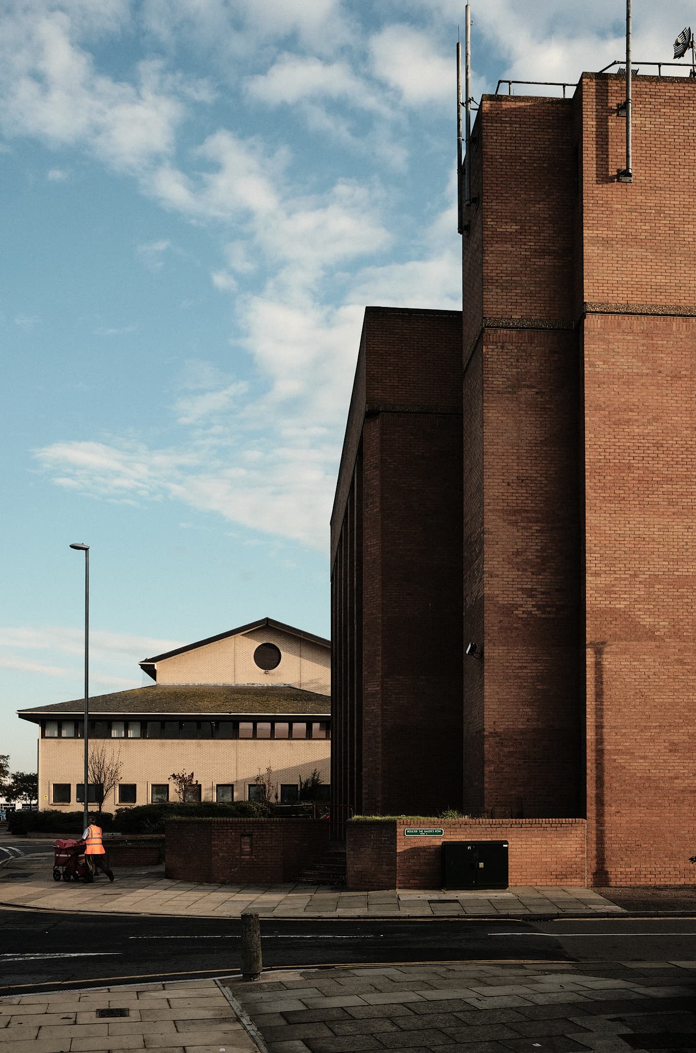 building opposite the Yarmouth post delivery office