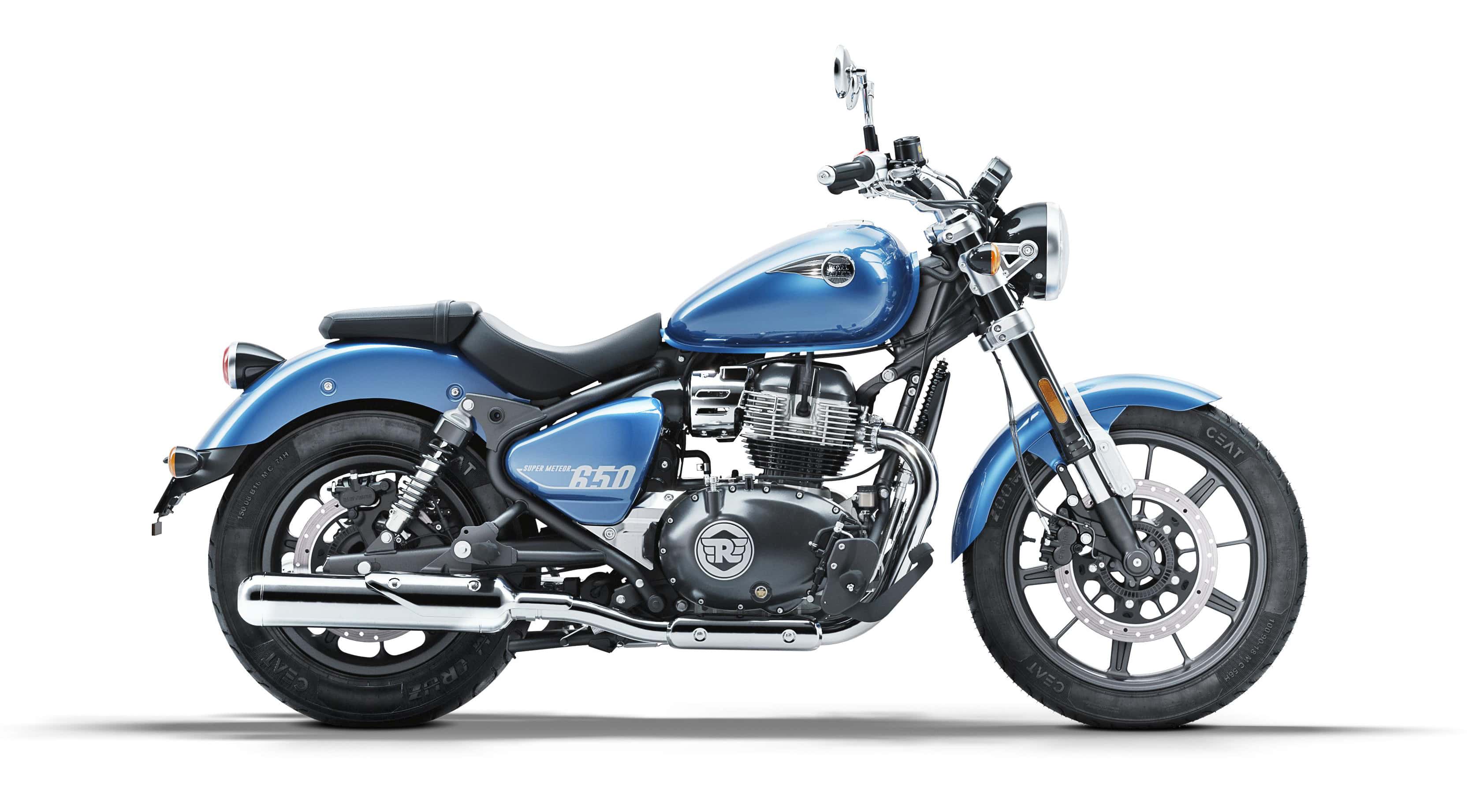 Royal Enfield Super Meteor 650, in Astral Blue